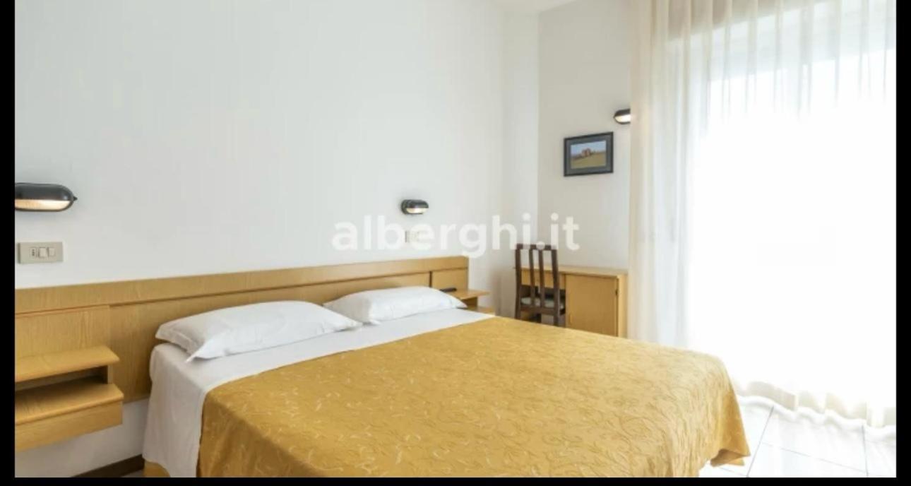 Hotel Sport Rimini Extérieur photo