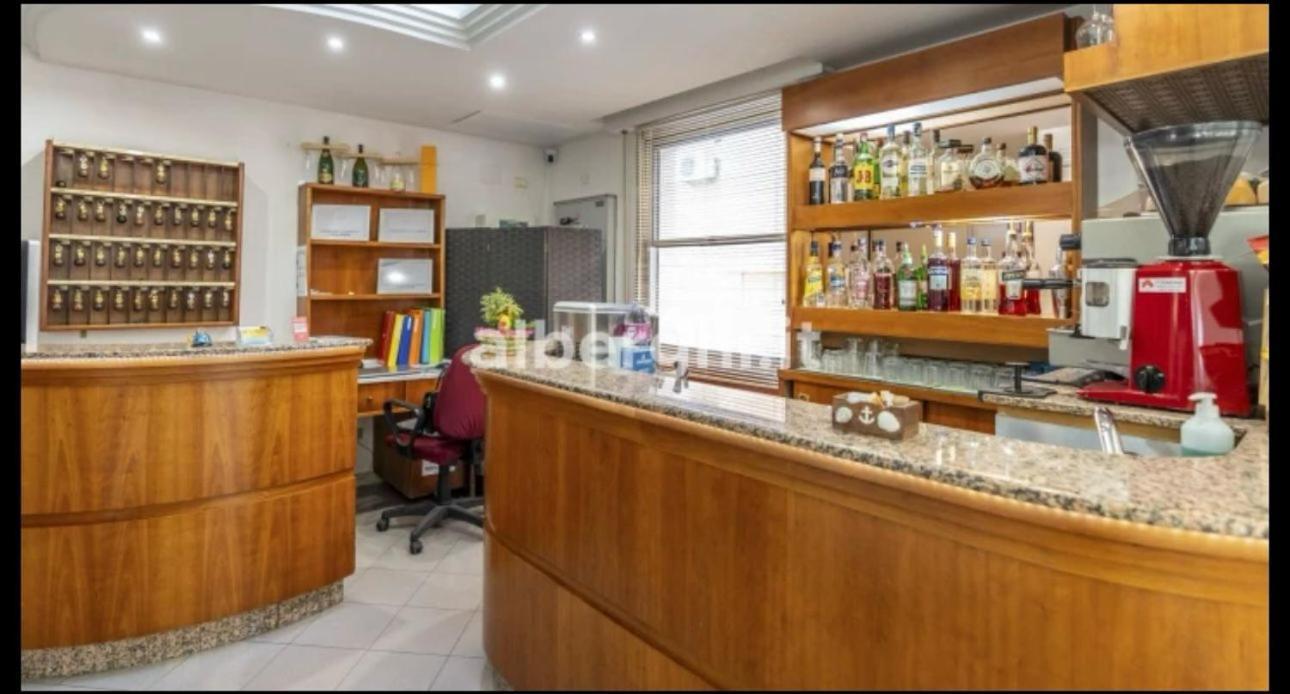 Hotel Sport Rimini Extérieur photo
