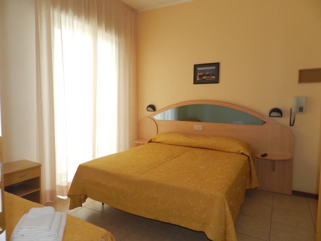 Hotel Sport Rimini Extérieur photo
