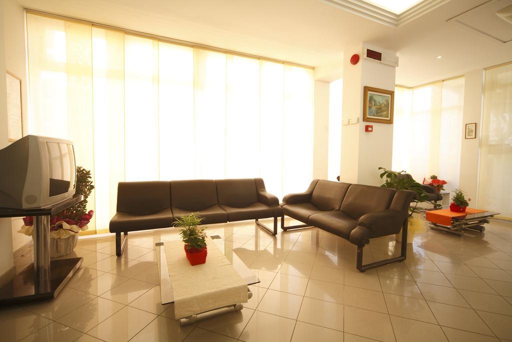 Hotel Sport Rimini Extérieur photo