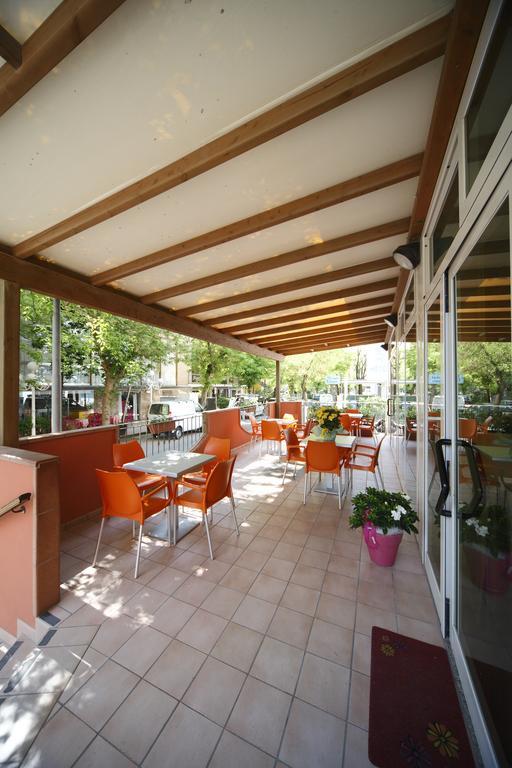 Hotel Sport Rimini Extérieur photo